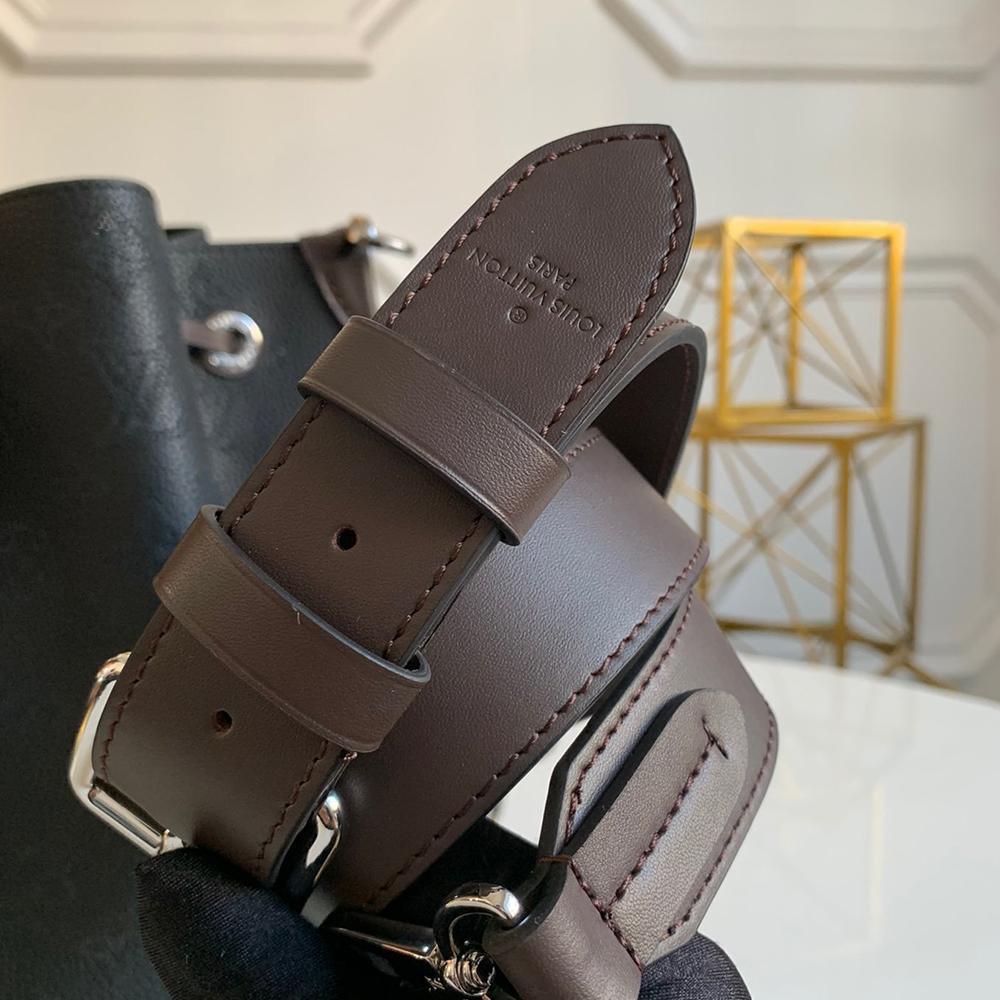 LV Muria Bucket Bag