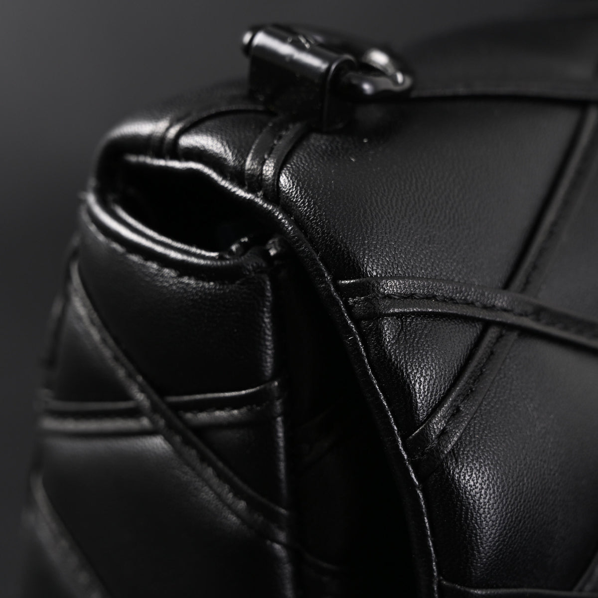 Louis Vuitton Go-14 MM Quilted Leather Chain Shoulder Bag – Black - Classic Black