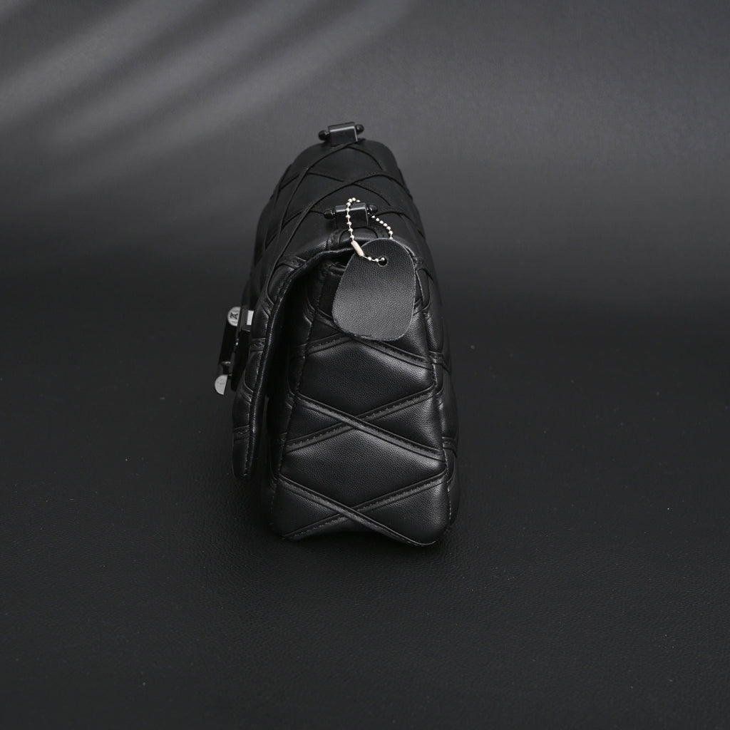Louis Vuitton Go-14 MM Quilted Leather Chain Shoulder Bag – Black - Classic Black